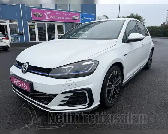 VW GOLF GTE