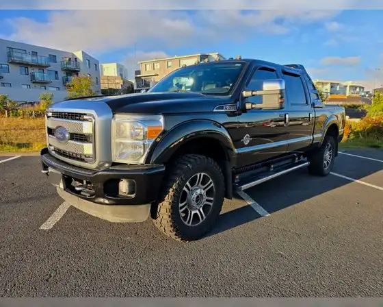 FORD F350 PLATINUM SUPER DUTY 6.7
