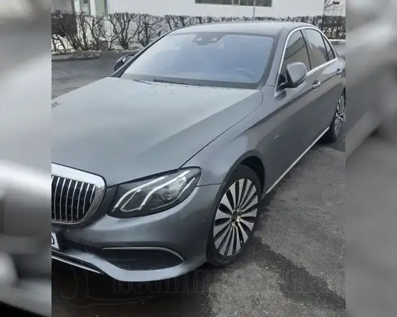 MERCEDES-BENZ E 350