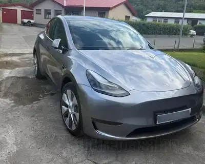 TESLA MODEL Y LR AWD