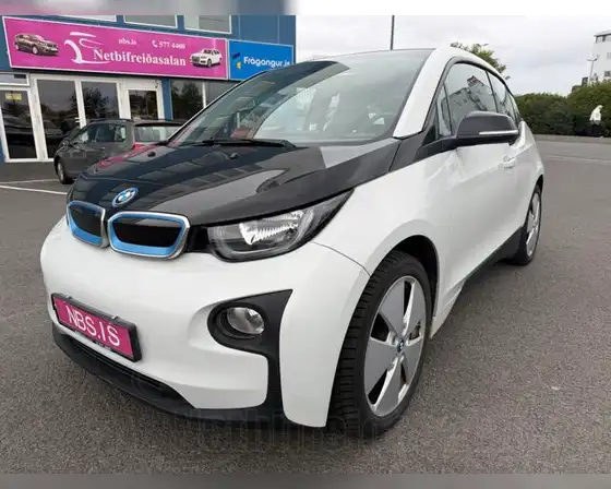 BMW I3