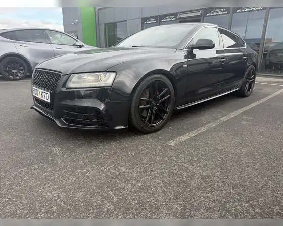 AUDI A5 S-LINE QUATTRO