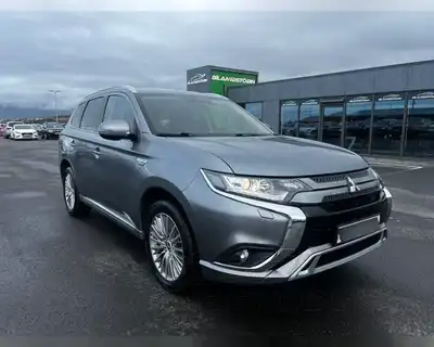MITSUBISHI OUTLANDER INTENSE PHEV