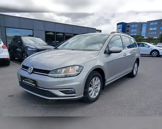 VW GOLF