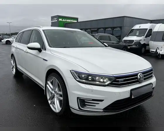 VW PASSAT GTE ADVANCE