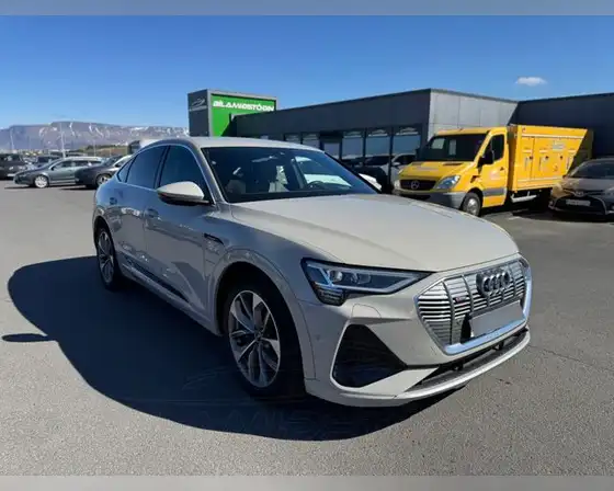 AUDI E-TRON SPORTBACK S-LINE 55