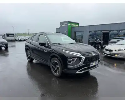 MITSUBISHI ECLIPSE CROSS INTENSE PHEV AWD