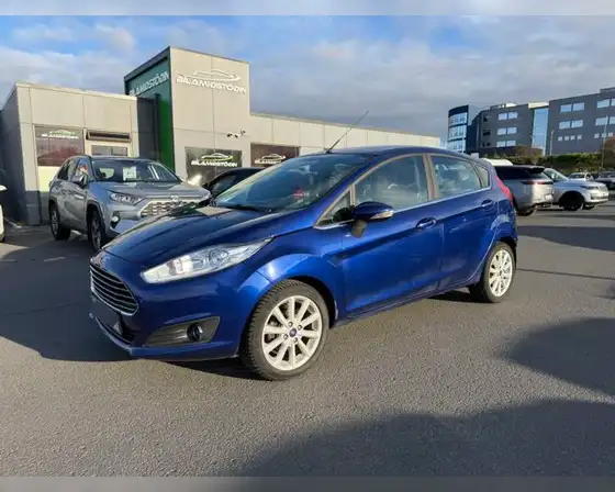 FORD FIESTA SJÁLFSKIPTUR