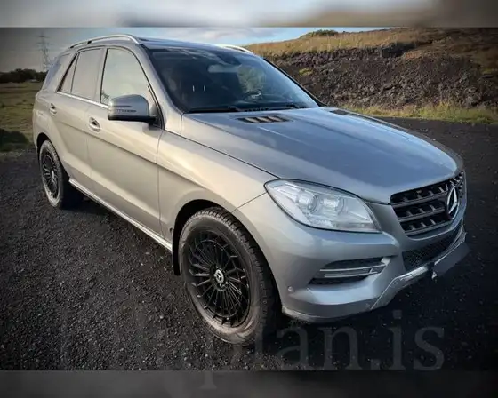 MERCEDES-BENZ ML 250 BLUETEC 4MATIC