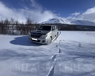 TOYOTA HILUX DOUBLE CAB SJÁLFSKIPTUR