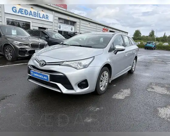 TOYOTA AVENSIS LIVE