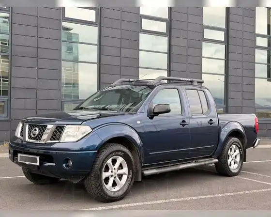 NISSAN NAVARA DOUBLE CAB AT LE