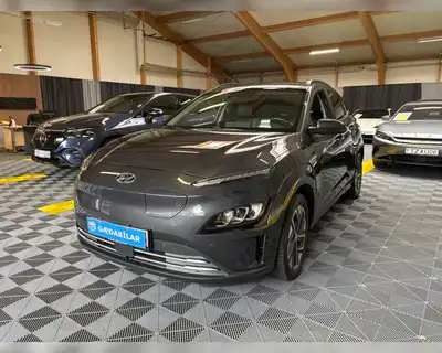 HYUNDAI KONA PREMIUM 64 KWH