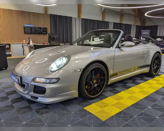 PORSCHE 911 CARRERA S
