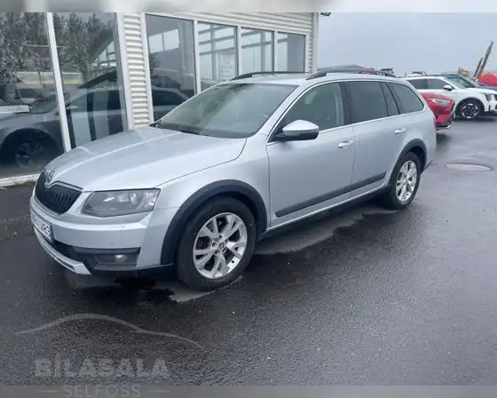 SKODA OCTAVIA SCOUT