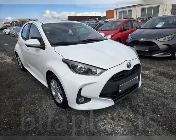 TOYOTA YARIS ACTIVE HYBRID