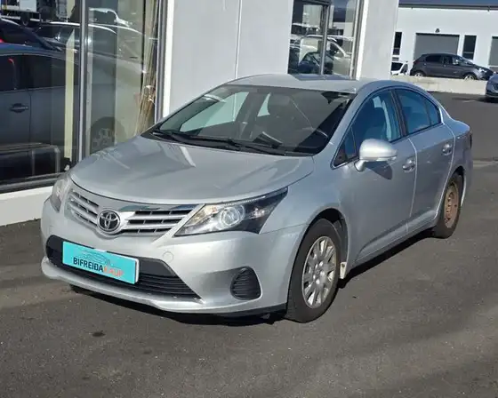 TOYOTA AVENSIS