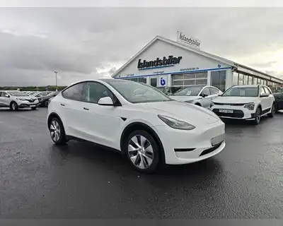 TESLA MODEL Y LONG RANGE