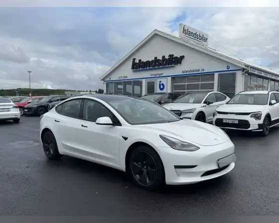TESLA MODEL 3 LONG RANGE