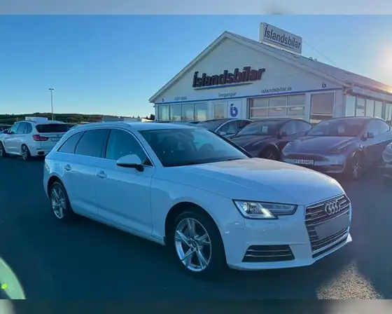 AUDI A4 AVANT QUATTRO