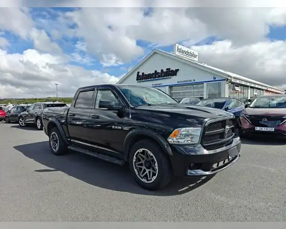 DODGE RAM 1500 SLT