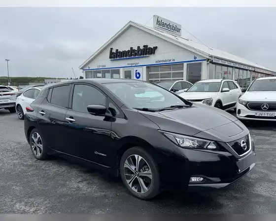 NISSAN LEAF 40KWH TEKNA BOSE