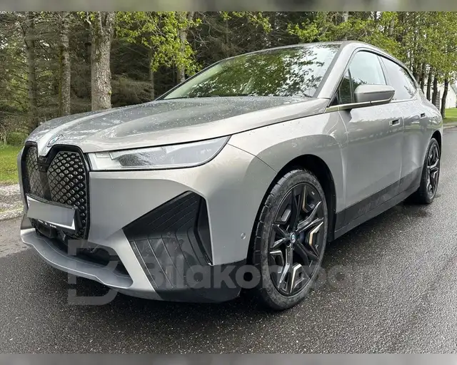 BMW IX XDRIVE50 108 KWH