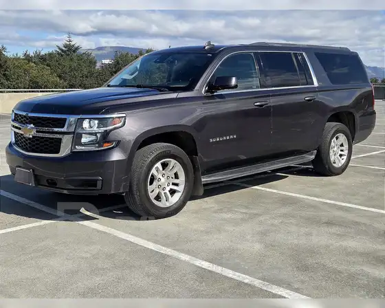 CHEVROLET SUBURBAN LT