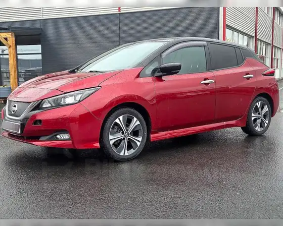 NISSAN LEAF TEKNA 40KWH