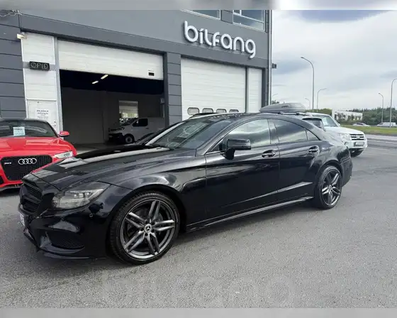 MERCEDES-BENZ CLS 220 D