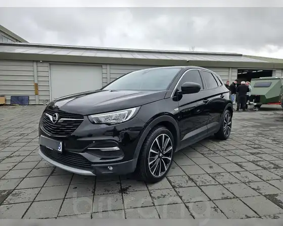 OPEL GRANDLAND X PHEV 300HP
