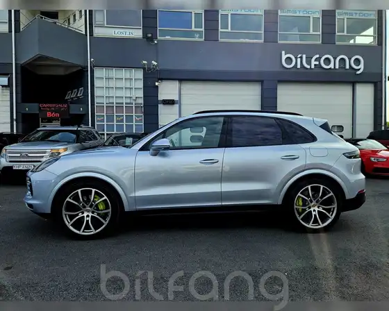 PORSCHE CAYENNE E-HYBRID