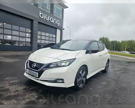 NISSAN LEAF TEKNA 40KWH