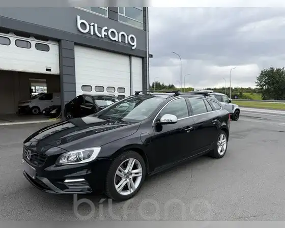 VOLVO V60 PLUG IN HYBRID R-DESIGN