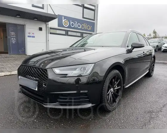 AUDI A4 AVANT QUATTRO