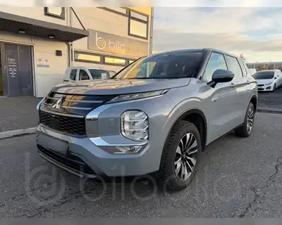 MITSUBISHI OUTLANDER PHEV