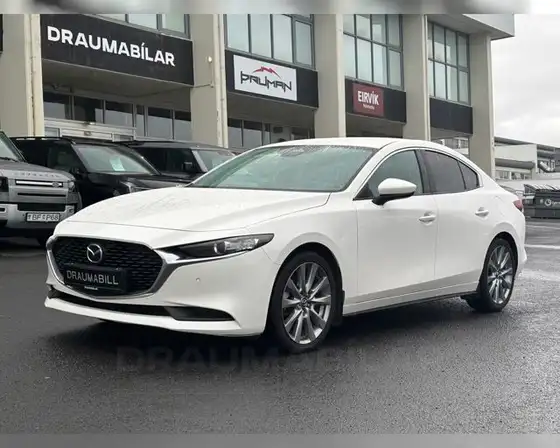 MAZDA 3 EXCLUSIVE-LINE