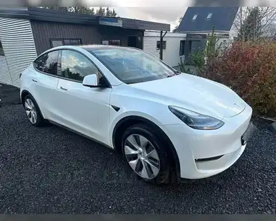 TESLA MODEL Y LR AWD