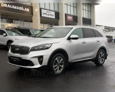 KIA SORENTO LUXURY AWD M/KROK
