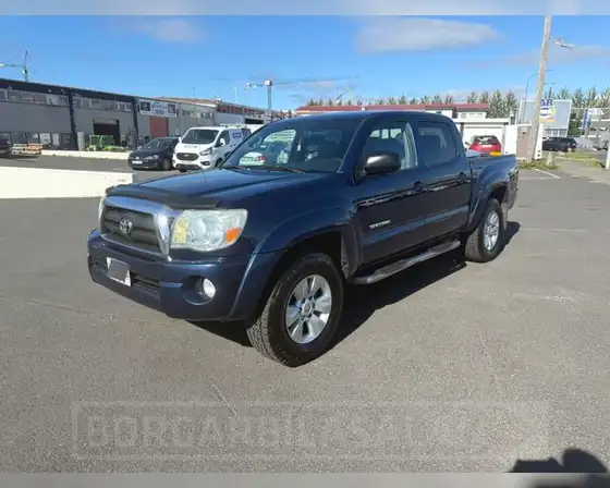 TOYOTA TACOMA DOUBLECAB