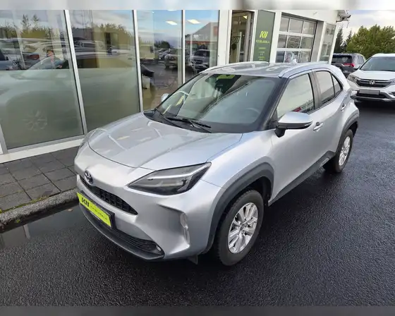 TOYOTA YARIS CROSS ACTIVE HYBRID AWD