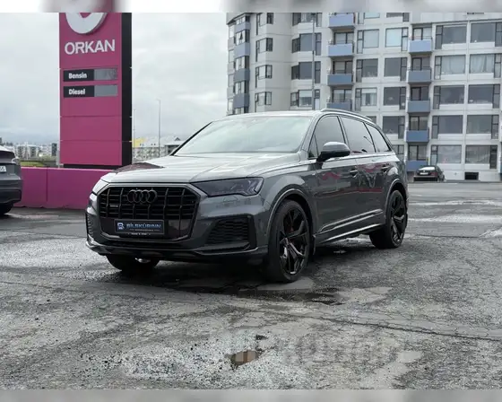 AUDI Q7 S-LINE 3.0 TDV6 BLACK-EDITION