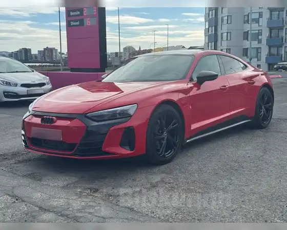 AUDI E-TRON GT