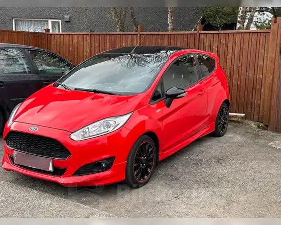 FORD FIESTA ST-LINE