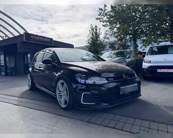 VW GOLF GTE