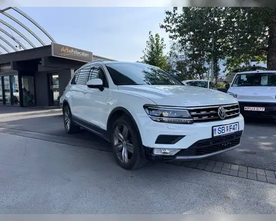 VW TIGUAN
