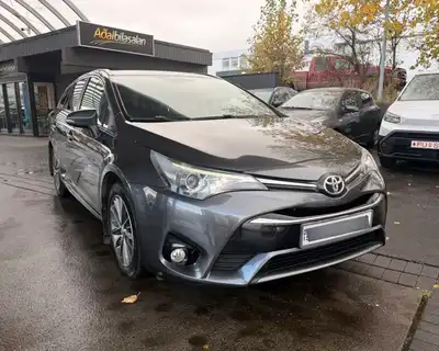 TOYOTA AVENSIS ACTIVE