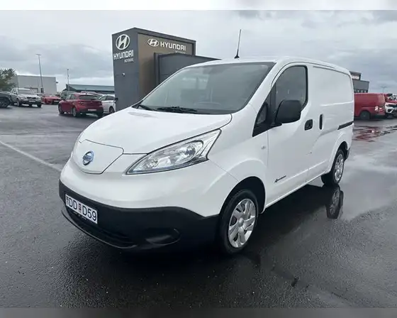 NISSAN E-NV200 40KWH VAN