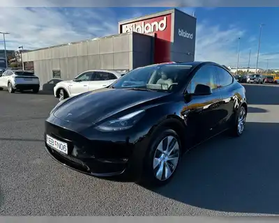 TESLA MODEL Y LONG RANGE AWD