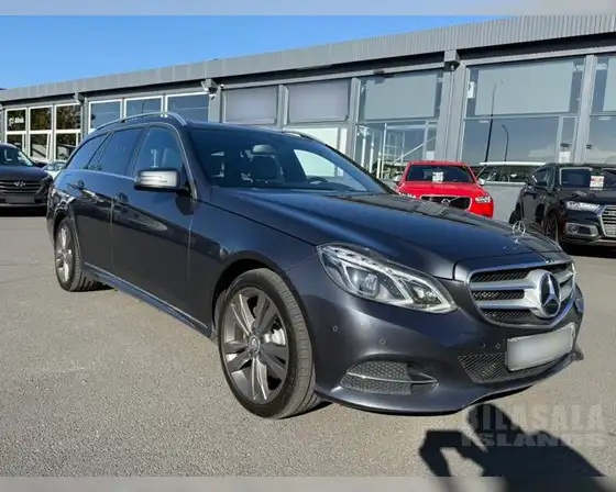 MERCEDES-BENZ E 300 BLUETEC HYBRID